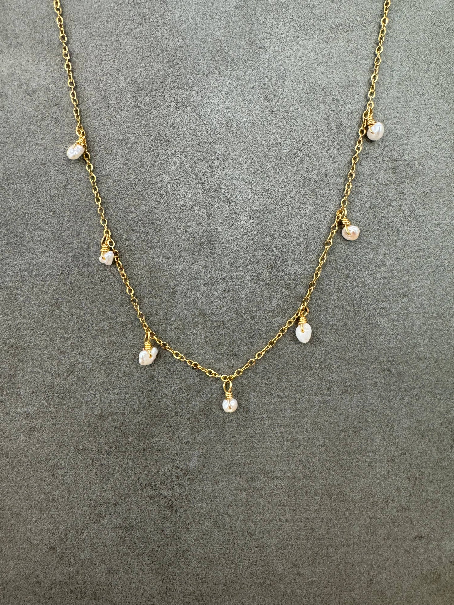Isla – Boho Pearl Necklace