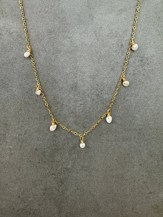 Isla – Boho Pearl Necklace